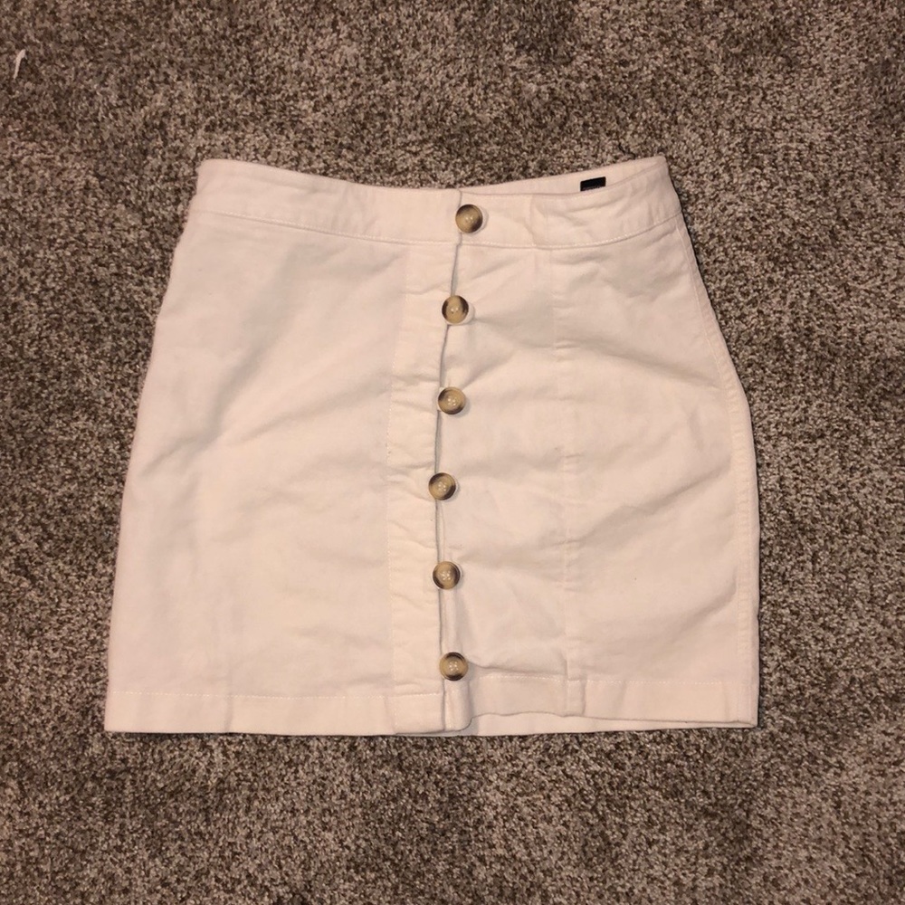 WHITE FOREVER21 SKIRT